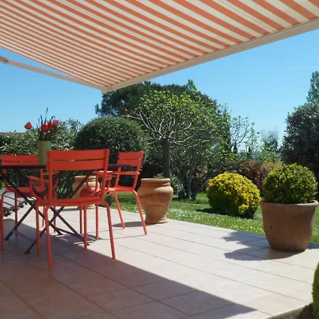 Au Bouzigues Monlaur-Bernet